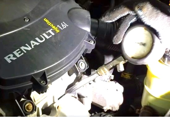 Cum să măsurați compresia în motorul Renault Logan (Sandero)